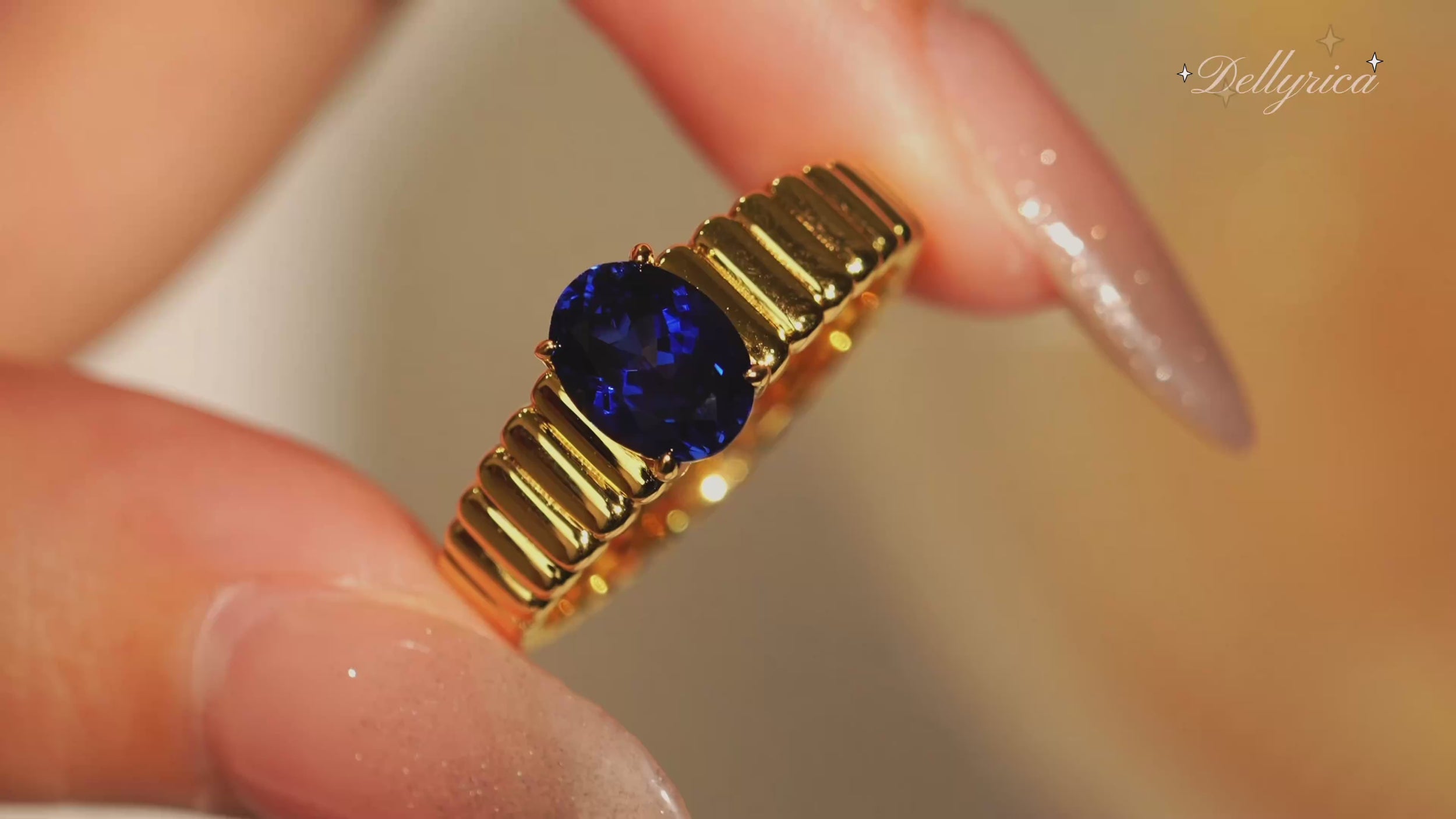 Video close-up of Love Ladder 1.50 ct lab-grown blue sapphire ring in heavy 18K gold plated 925 sterling silver